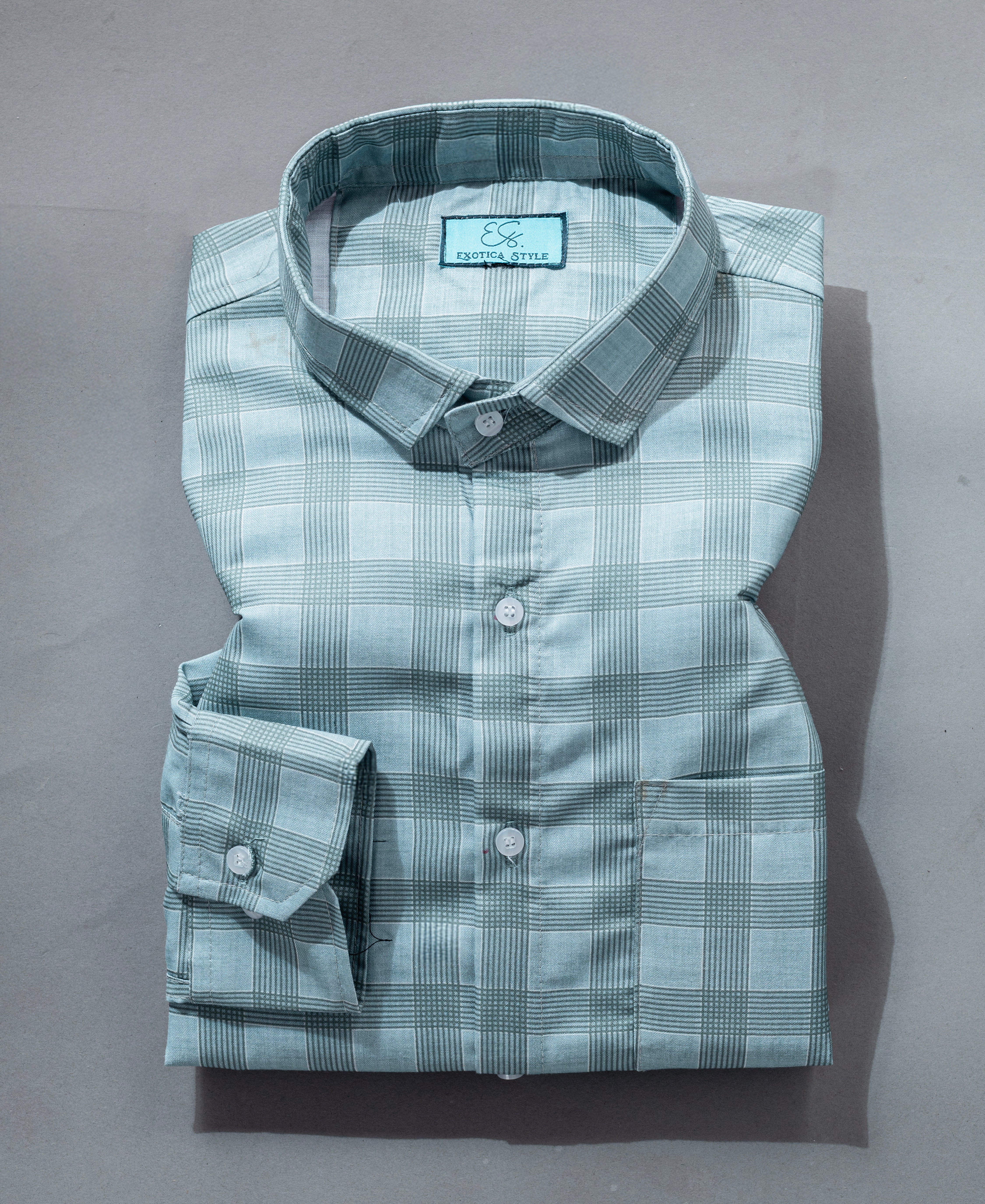 Stylish Green Checked Cotton Shirt with Front Pocket