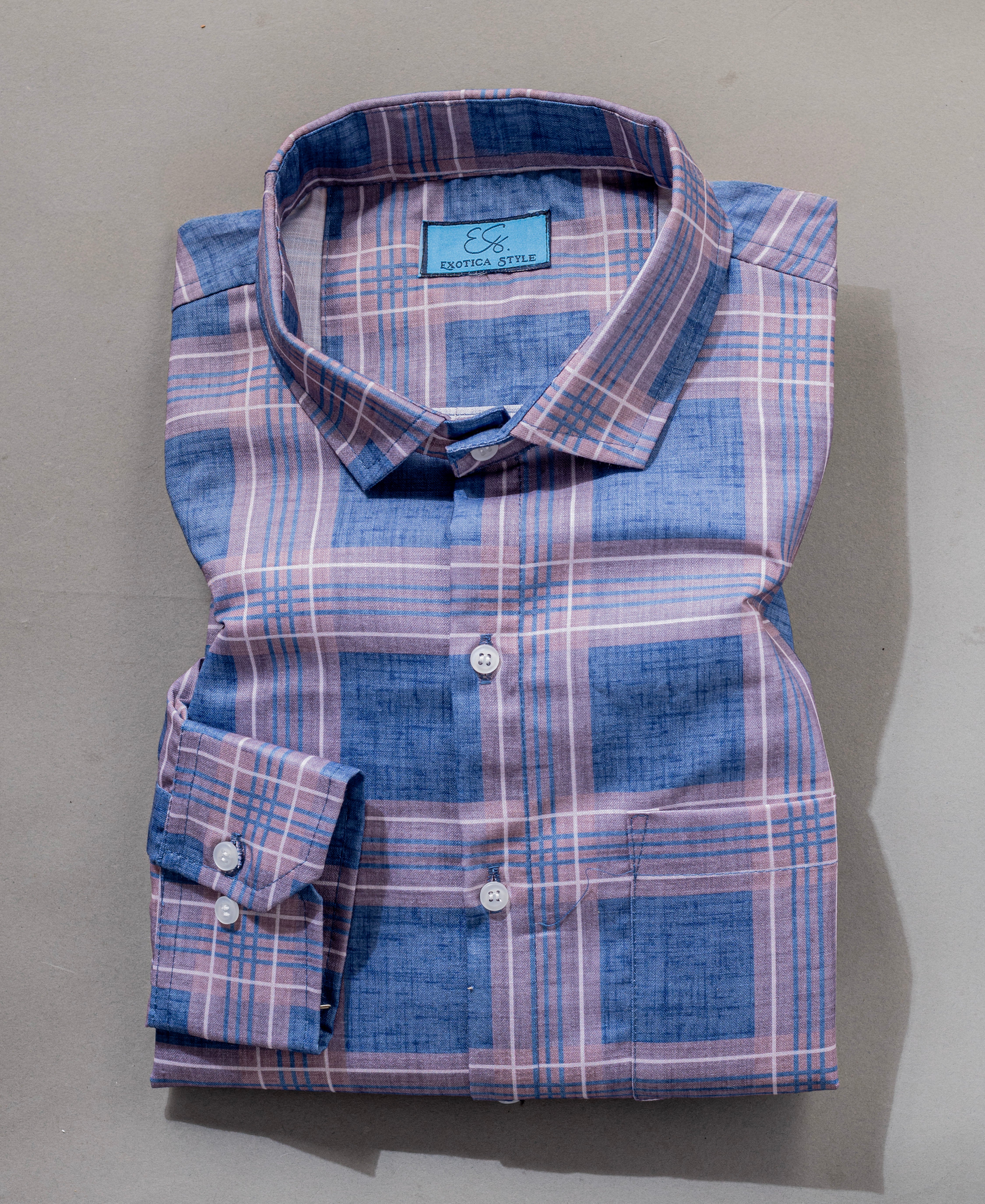 Stylish Men’s Cotton Casual Shirt in Blue Checked Pattern